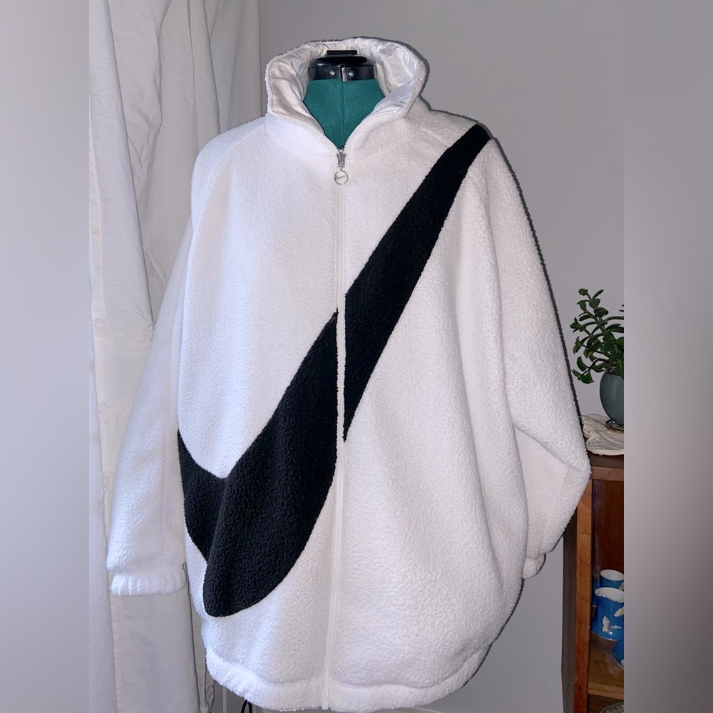 Nike reversible jacket size XL
